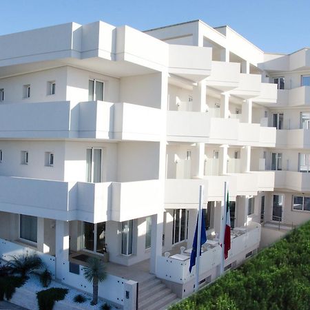 Quihotel Порто-Чезарео Экстерьер фото